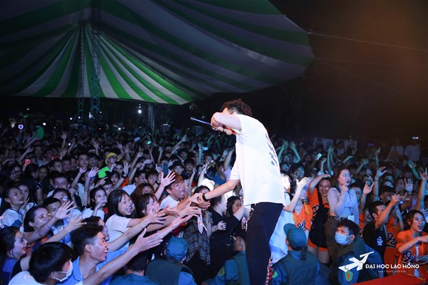 LHU khởi động chặng đường mới cho "tân binh" bằng sự kiện âm nhạc hoành tráng