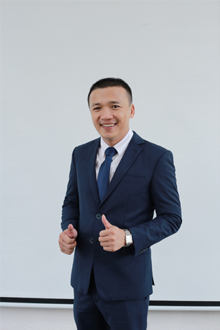 TS. Nguyễn Khánh Hùng